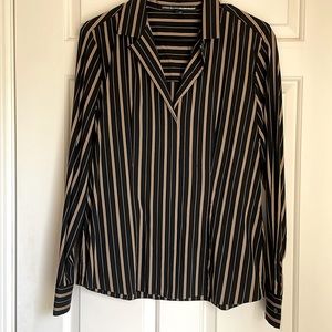 Linda Allard Ellen Tracy long sleeved dress blouse, size 8.